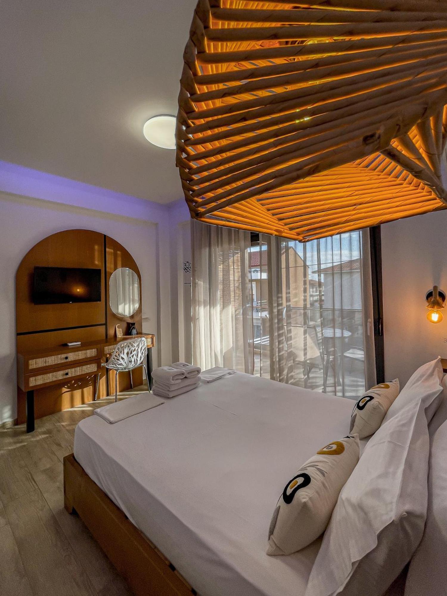 Bamboo Luxury Studios Никити Екстериор снимка